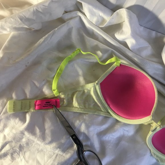 La Senza Bra Remix Size 32C Neon Green Gray Jersey Padded Push Up Plunge - Picture 9 of 13